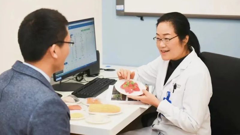 以下是一个针对不同年龄段的儿童体检项目标准定制方案，供家长参考：